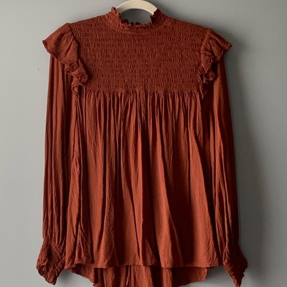 Knox Rose Tops - Smocked blouse